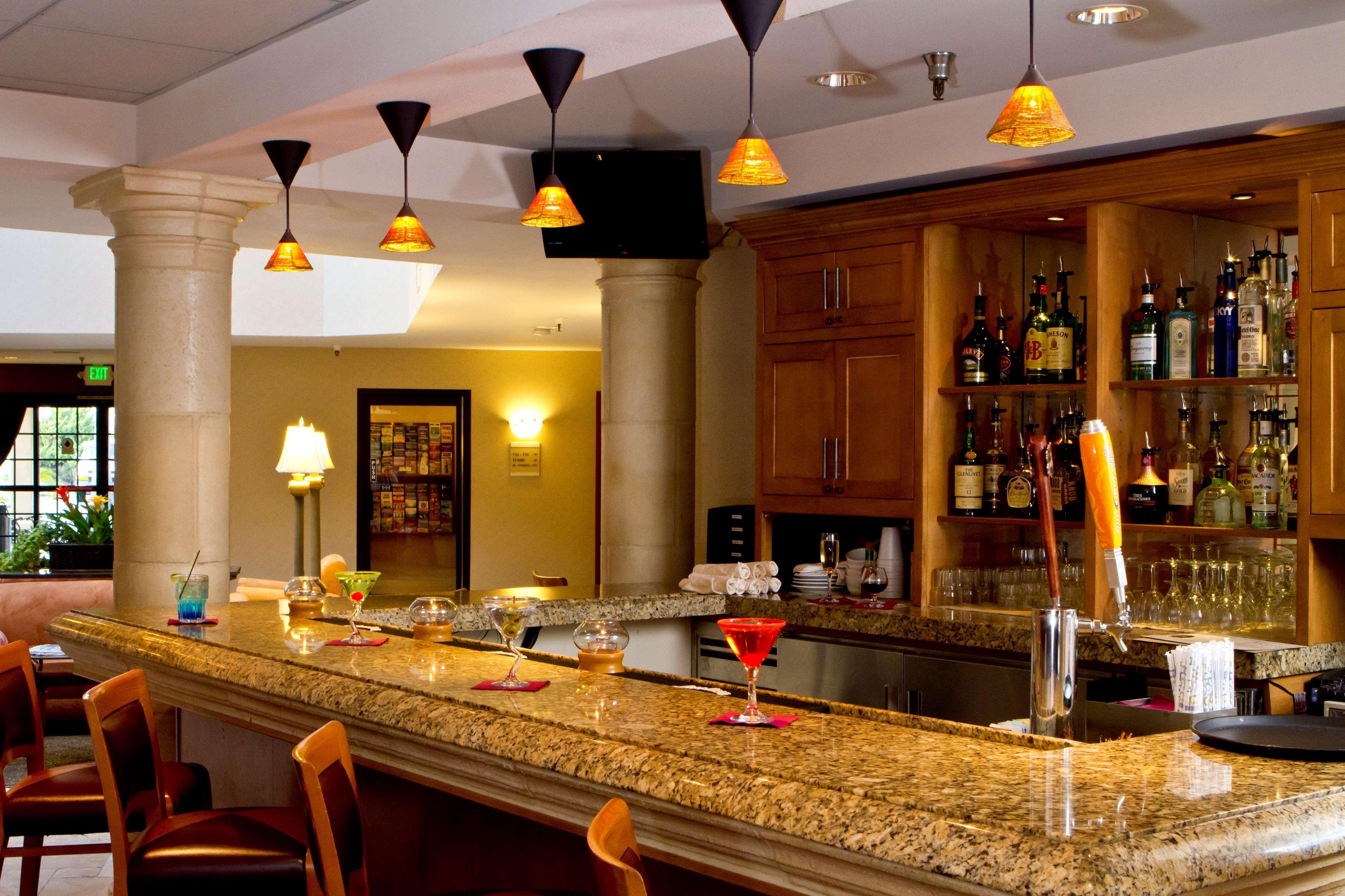 Coast Burbank Hotel Restaurant foto